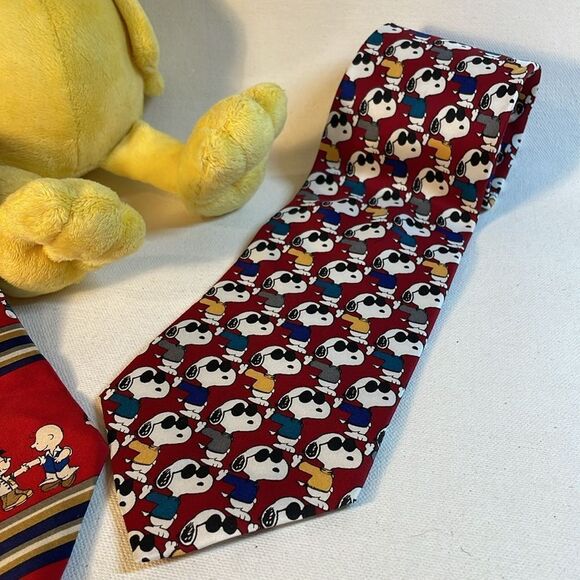 Peanuts Charlie Brown snoopy ties pair nwt with Woodstock plush gift set - Picture 3 of 6